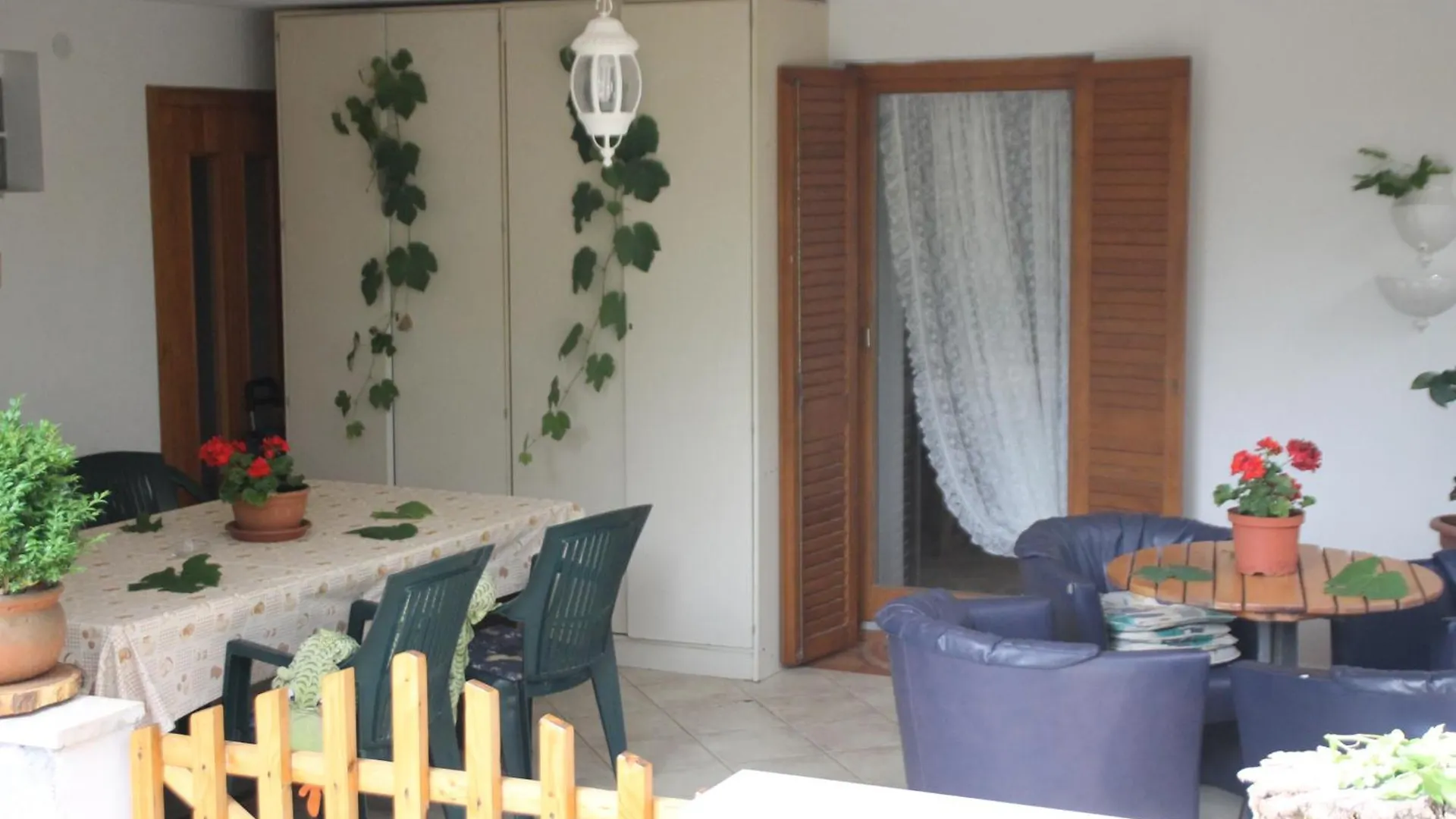 Holiday home Romantisches Ferienhaus Mit Grossem Garten 1200 Qm, Nah Zu Einem Schoenen Strand Skrbcici