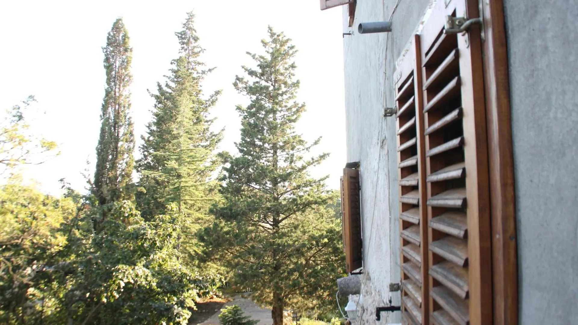 Romantisches Ferienhaus Mit Grossem Garten 1200 Qm, Nah Zu Einem Schoenen Strand Skrbcici Holiday home