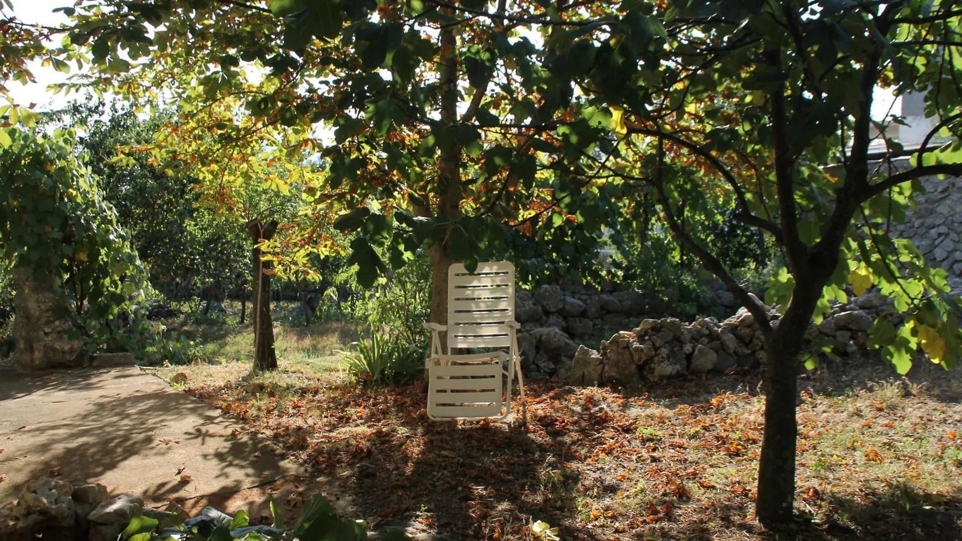 Romantisches Ferienhaus Mit Grossem Garten 1200 Qm, Nah Zu Einem Schoenen Strand Skrbcici Holiday home